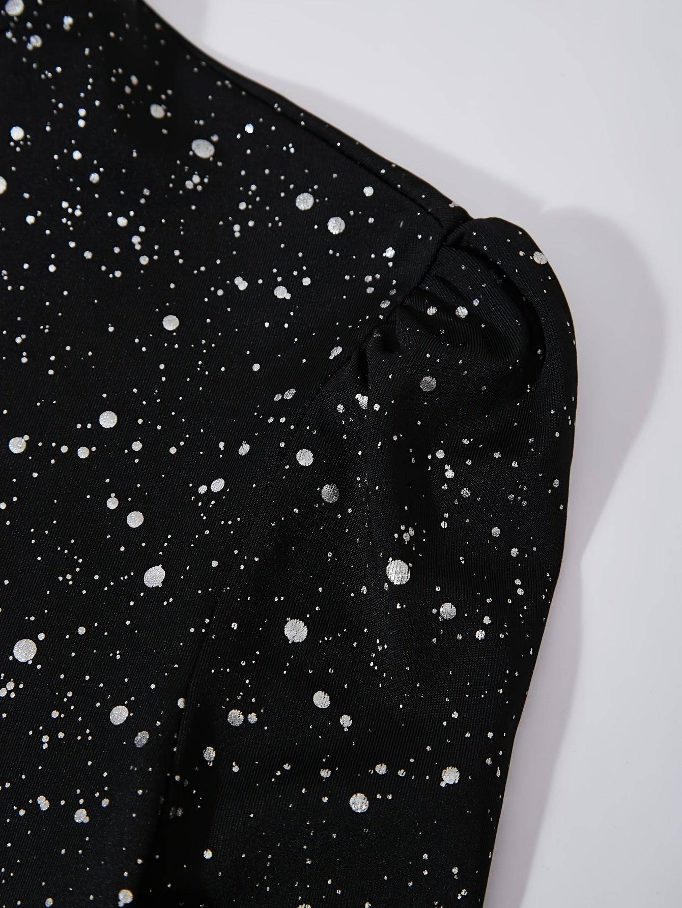 VougeVamp Elegant Red Starry Sky Maxi Dress – Long Sleeve Pleated Gown for Parties & Evening Events