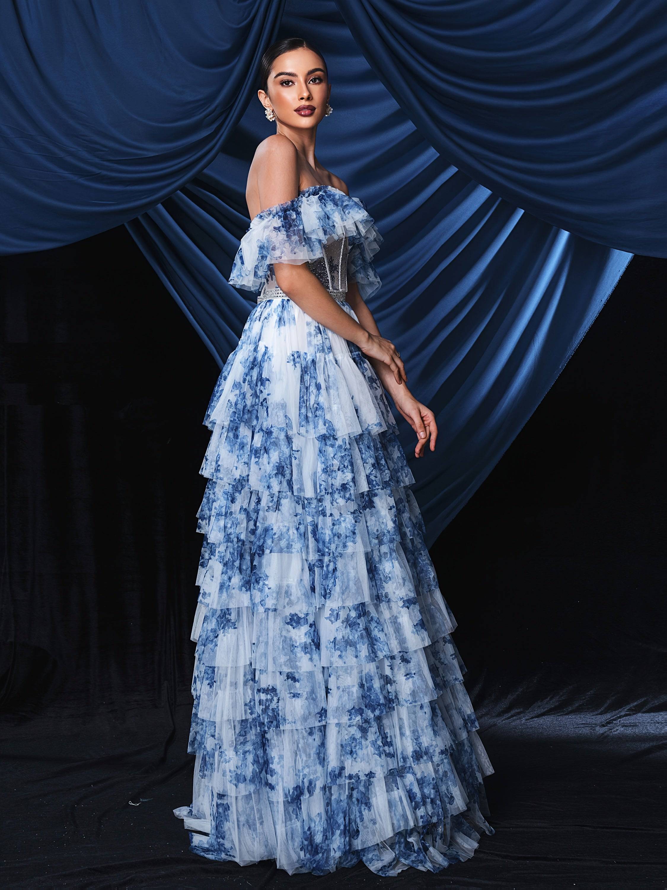 VougeVamp Elegant Off-Shoulder Blue Tulle & White Lace Bridal Gown with High Slit – Floor-Length Wedding Dress - VougeVampUK