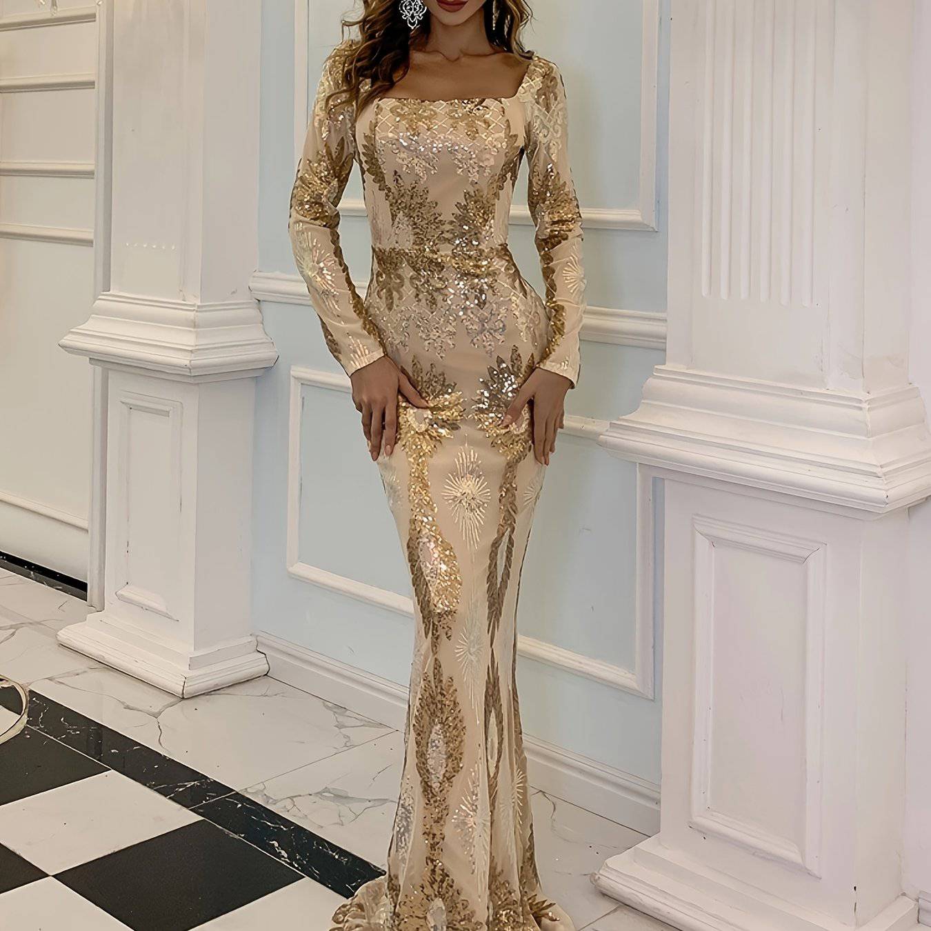 Elegant Golden Sequin Bridesmaid Dress – Long Sleeve Square Neck Floor-Length Evening Gown - VougeVampUK