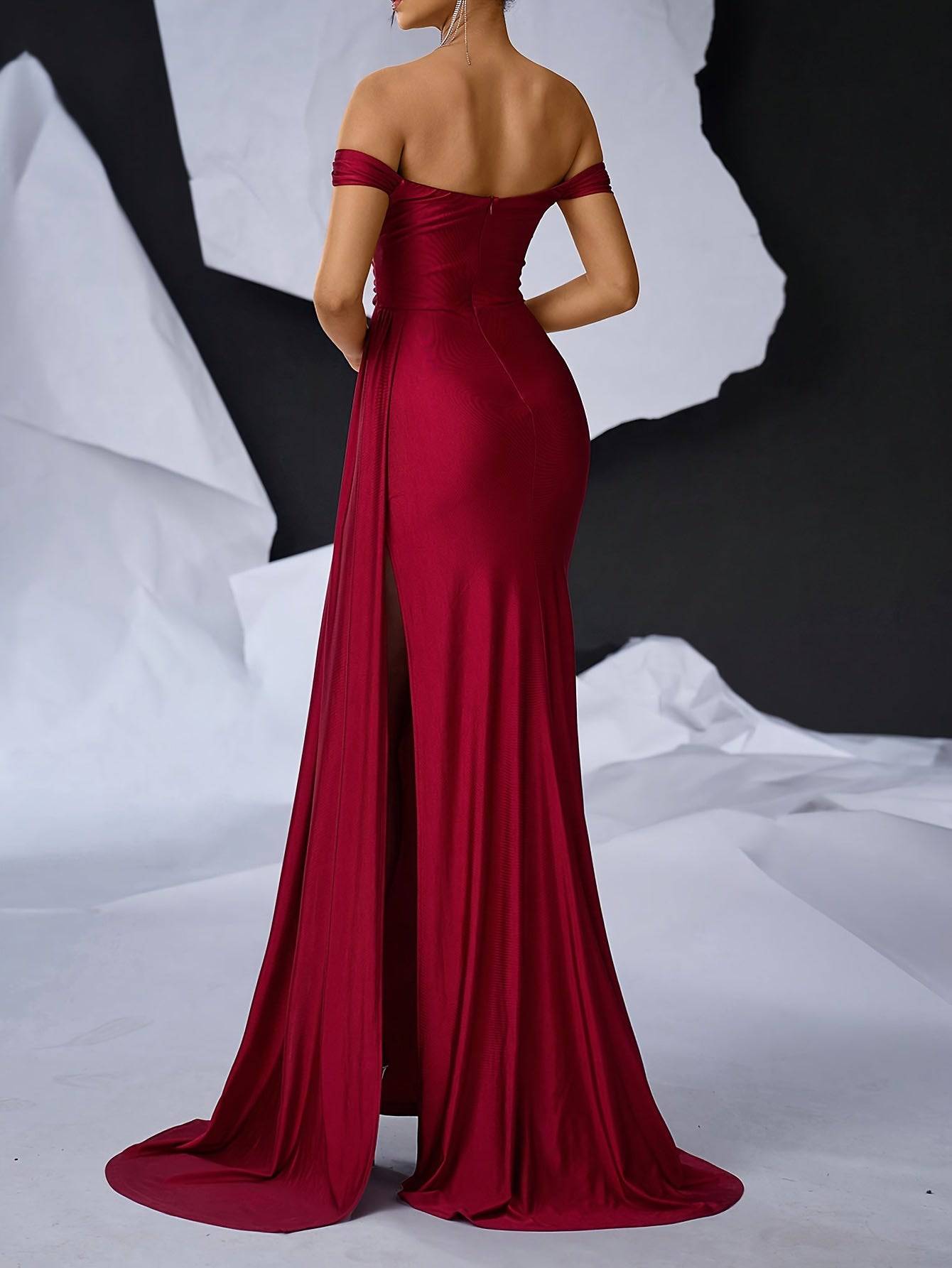 Elegant Off-Shoulder Maroon Satin Gown – Ruched Evening Dress with Cut-Out & Split Thigh