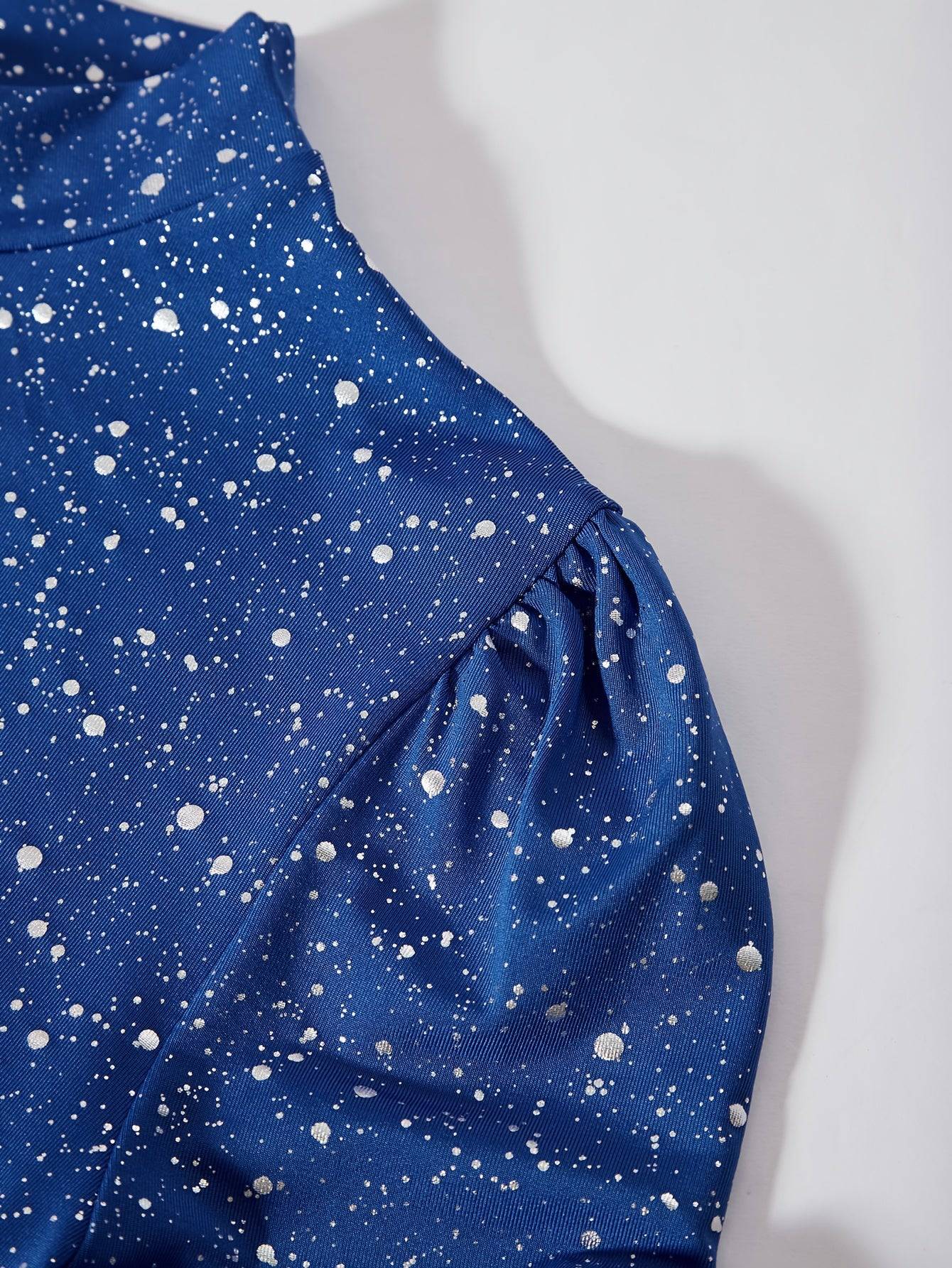 VougeVamp Elegant Red Starry Sky Maxi Dress – Long Sleeve Pleated Gown for Parties & Evening Events