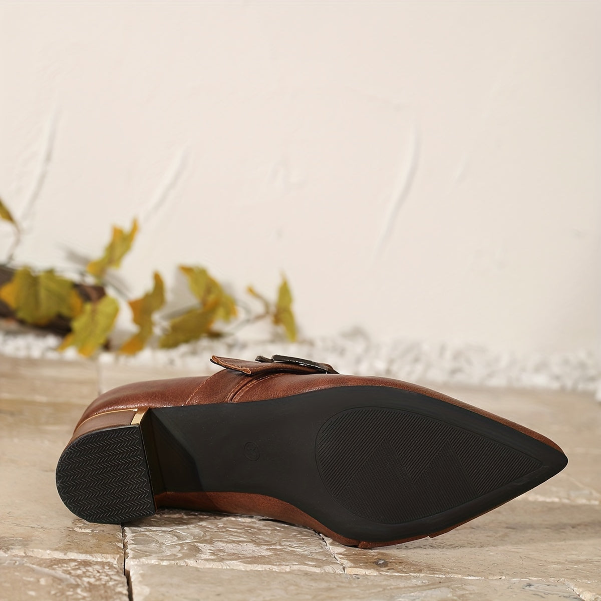 VougeVamp Elegant Faux Cover High Heel Pumps – Chunky Heel, Pointed Toe & Side Zipper - VougeVampUK