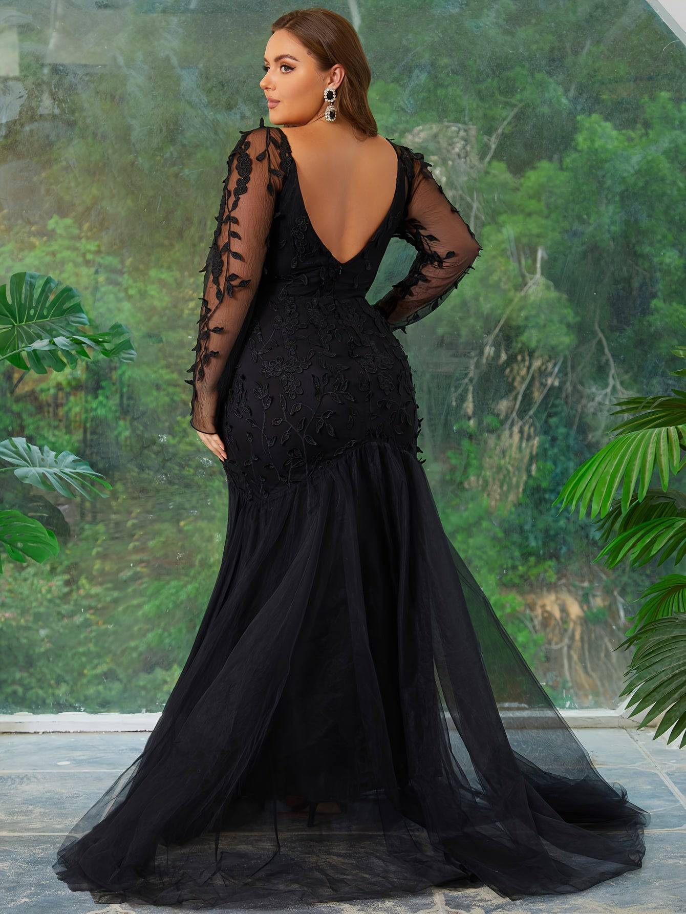 VougeVamp Plus Size Enchanting Mermaid Wedding Gown – Floral Mesh Detailing & Elegant Illusion Sleeves - VougeVampUK