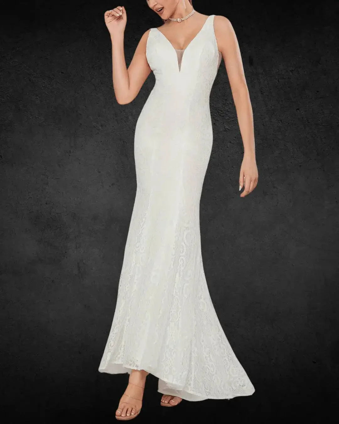 VougeVamp Elegant High-Low Bridal Dress with Plunging Neckline & Lace Fishtail - VougeVampUK