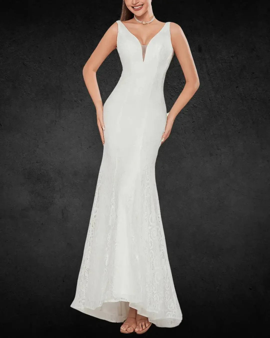 VougeVamp Elegant High-Low Bridal Dress with Plunging Neckline & Lace Fishtail - VougeVampUK