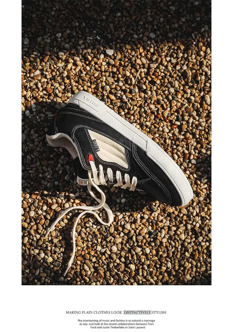 VougeVamp Unisex Fashion Skateboard Shoes – Casual Lace-Up Vulcanized Sports Sneakers - VougeVampUK