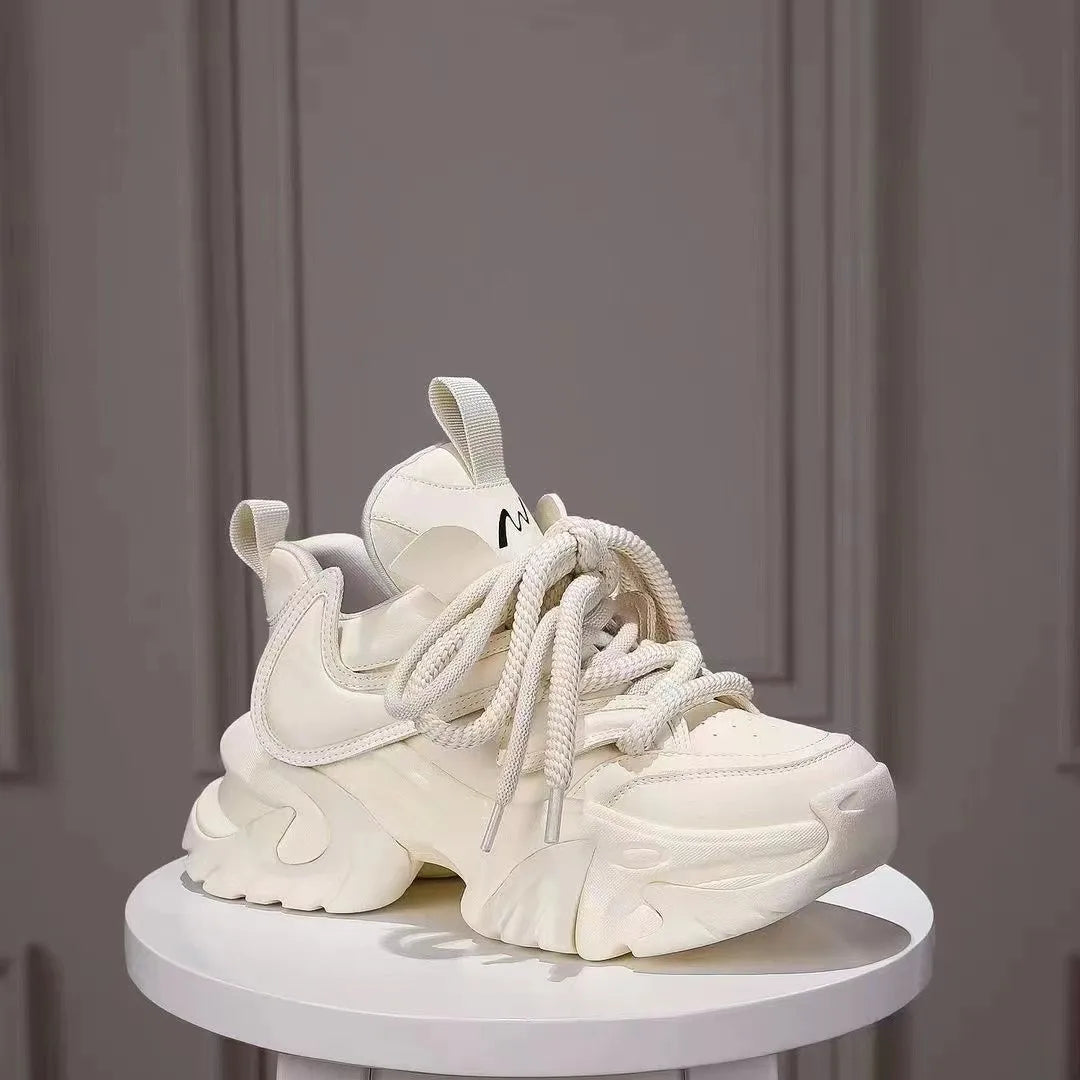 VougeVamp Women's Thick-Soled Sneakers – Height Increasing Breathable Lace-Up Sports Shoes - VougeVampUK