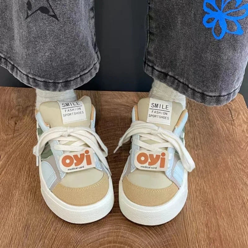 VougeVamp Low-Cut Cross-Strap Sneakers – Trendy Flat-Soled Casual Sports Shoes for Walking & Everyday Wear - VougeVampUK