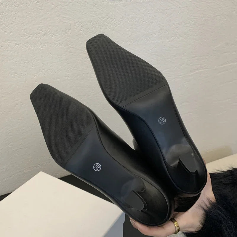 Handmade Pointed Toe Ankle Boots for Women – Slip-On Low Heel Street Style Party & Banquet Short Boots - VougeVampUK