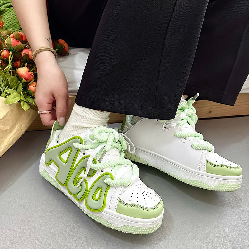 VougeVamp Unisex Skateboard Street Sneakers – High-Quality Hip-Hop Vulcanized Casual Shoes - VougeVampUK