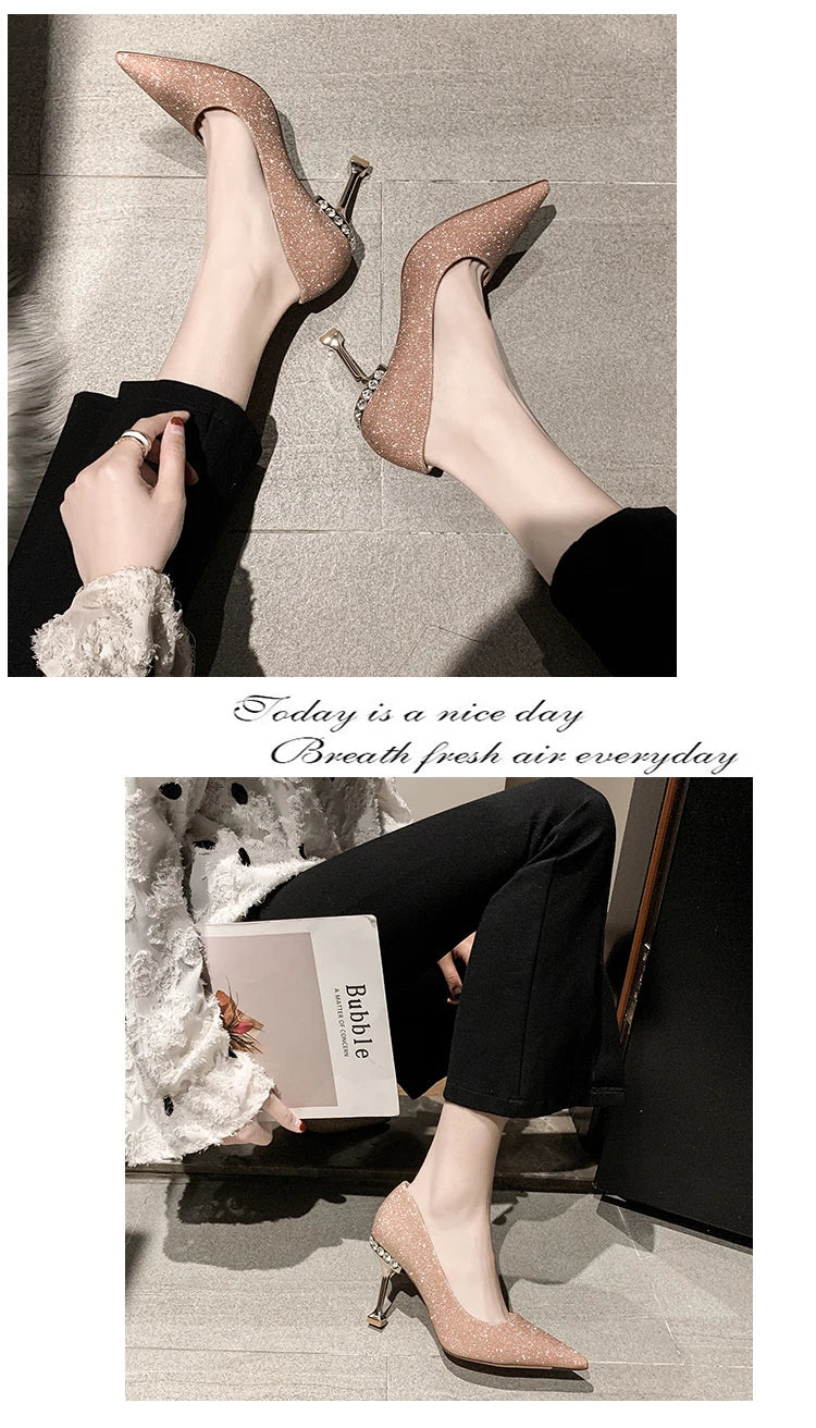 VougeVamp Elegant Stiletto Heels – Nude & Metallic Pointed Toe Dress Shoes with Pearl Detail for Bridal, Party & Special Occasions