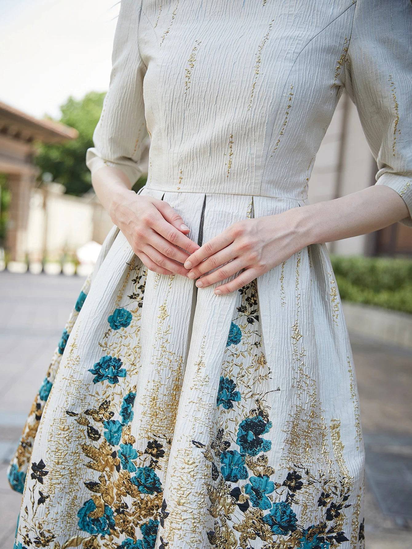 VougeVamp Luxury Women Jacquard Mid-Calf Dress - Floral A-Line Evening Gown with Three-Quarter Sleeves - VougeVampUK