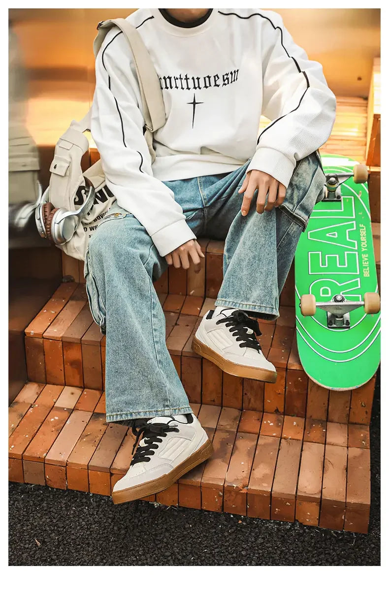 VougeVamp Unisex Fashion Skateboard Shoes – Casual Lace-Up Vulcanized Sports Sneakers - VougeVampUK