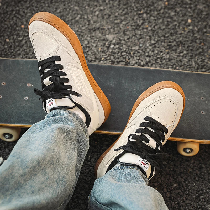 VougeVamp Unisex Fashion Skateboard Shoes – Casual Lace-Up Vulcanized Sports Sneakers - VougeVampUK