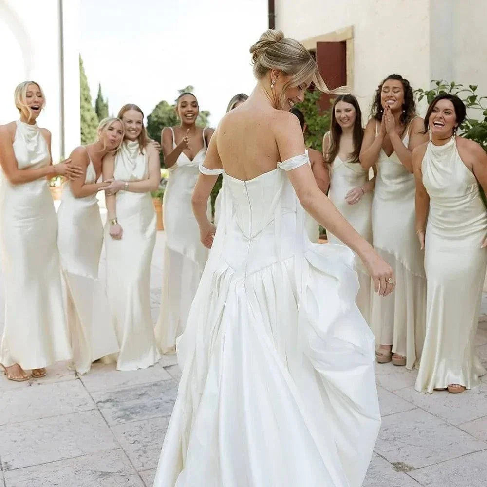 VougeVamp Customized White Spaghetti Strap Bud Wedding Dress - A-Line Sleeveless Floor-Length Gown - VougeVampUK