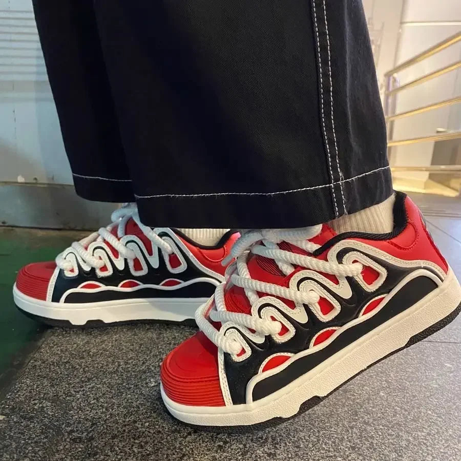 VougeVamp Chunky Retro Sneakers – Plus Size 41 42 Women's Casual Fashion Shoes with Thick Sole - VougeVampUK