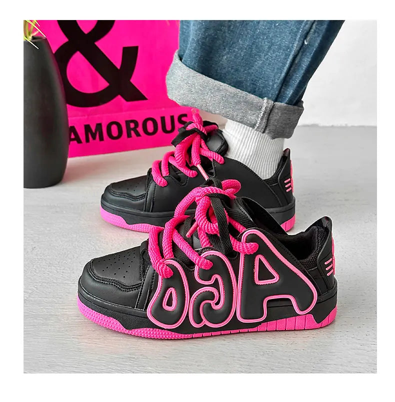 VougeVamp Unisex Skateboard Street Sneakers – High-Quality Hip-Hop Vulcanized Casual Shoes - VougeVampUK