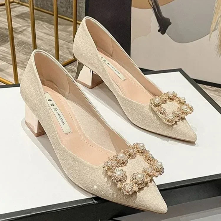 VougeVamp Pearl Rhinestone Pointed Toe Pumps – Elegant Chunky Heel Shoes for Spring Fashion