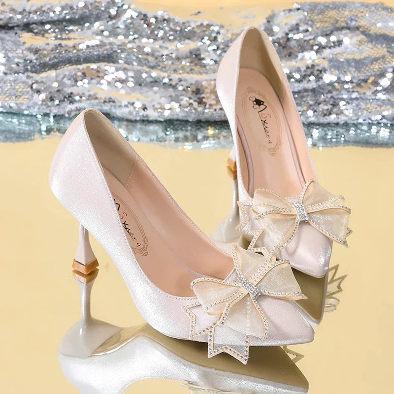 VougeVamp Rhinestone Bow Pointed Toe Stiletto Pumps – Elegant Satin Bridal & Wedding Heels - VougeVampUK