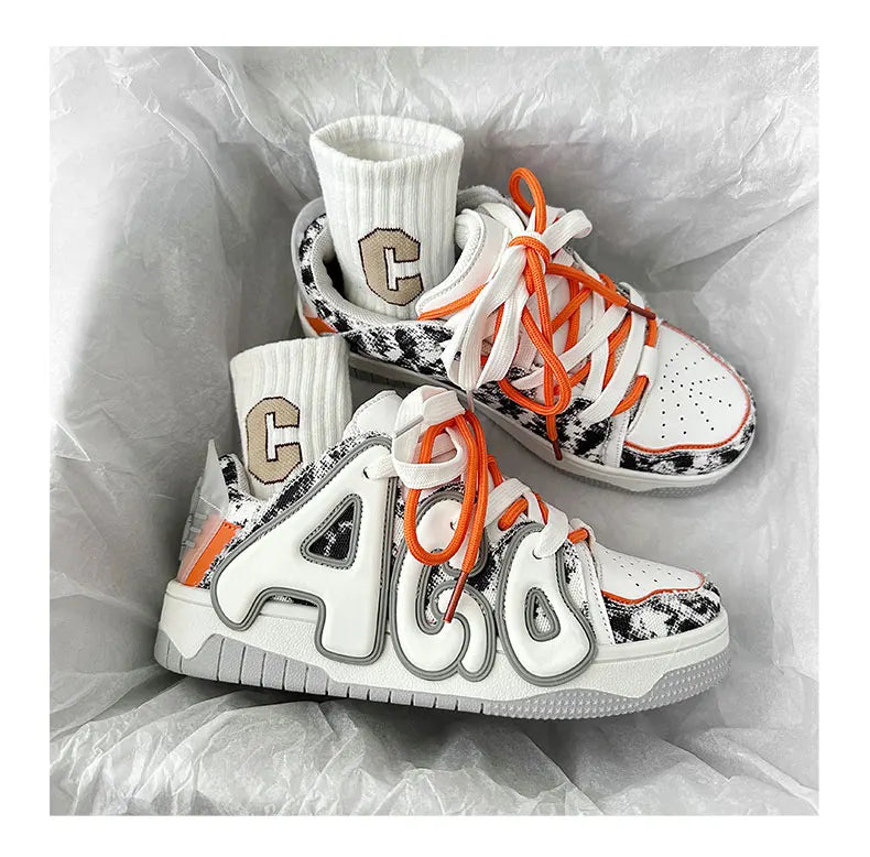 VougeVamp Unisex Skateboard Street Sneakers – High-Quality Hip-Hop Vulcanized Casual Shoes - VougeVampUK