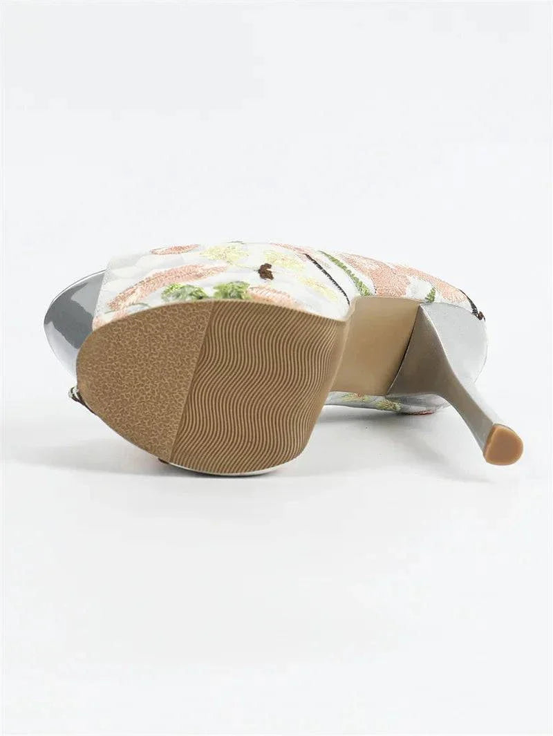 VougeVamp Embroidered Platform Pumps - Peep Toe 16CM High Heel Wedding Shoes for Women