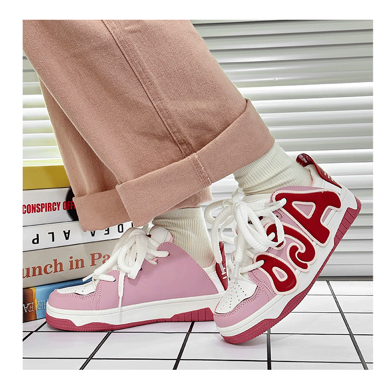 VougeVamp Unisex Skateboard Street Sneakers – High-Quality Hip-Hop Vulcanized Casual Shoes - VougeVampUK