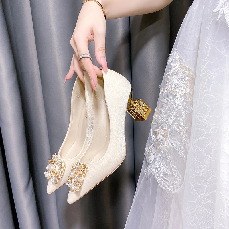 Women's High Heels Pointed Toe with Shaped Heel and Square Buckle, 5cm-7cm Wedding and Banquet Shoes