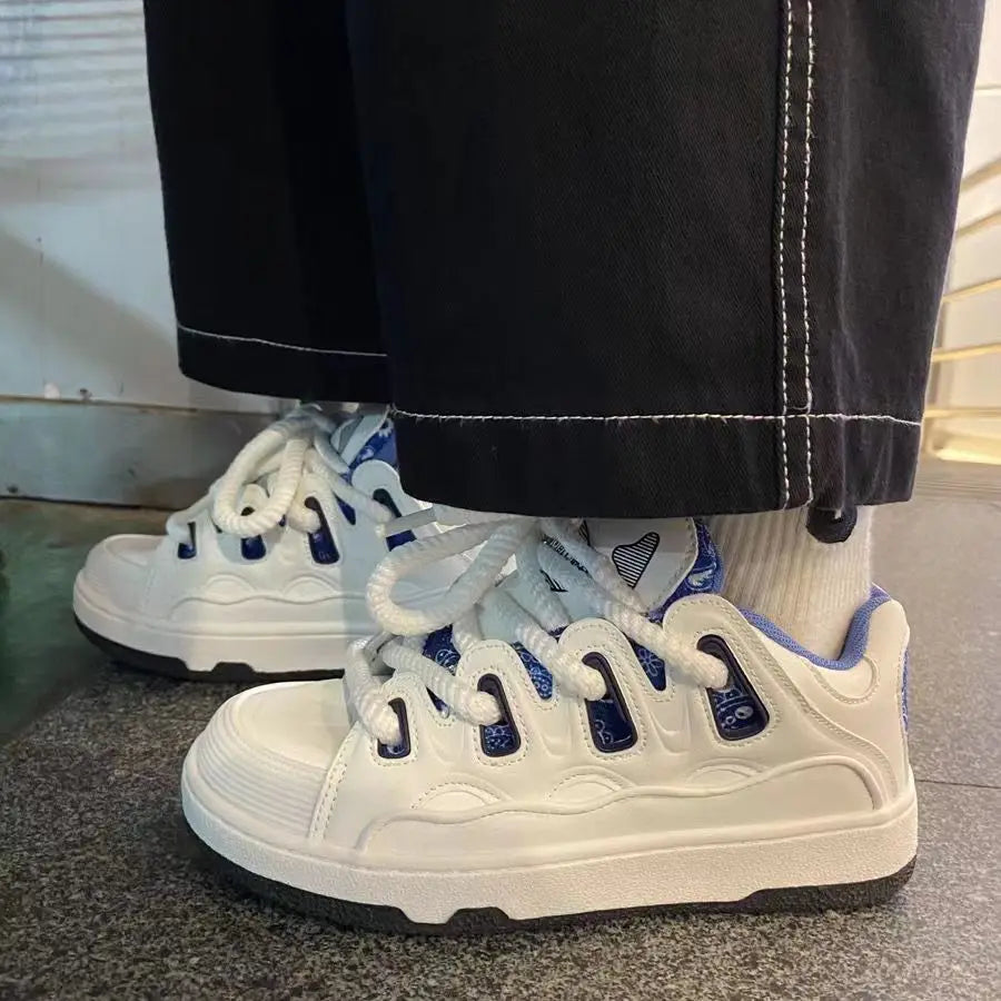 VougeVamp Chunky Retro Sneakers – Plus Size 41 42 Women's Casual Fashion Shoes with Thick Sole - VougeVampUK