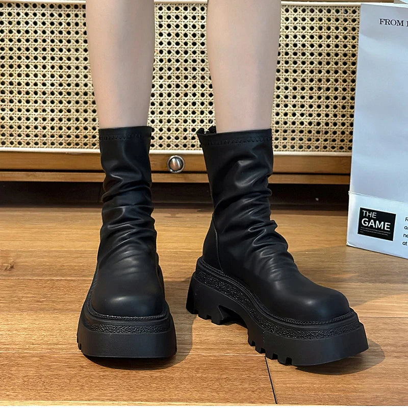 VougeVamp Platform Heel Ankle Booties – Retro Style Short Boots with Back Zipper - VougeVampUK