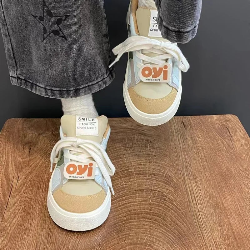 VougeVamp Low-Cut Cross-Strap Sneakers – Trendy Flat-Soled Casual Sports Shoes for Walking & Everyday Wear - VougeVampUK