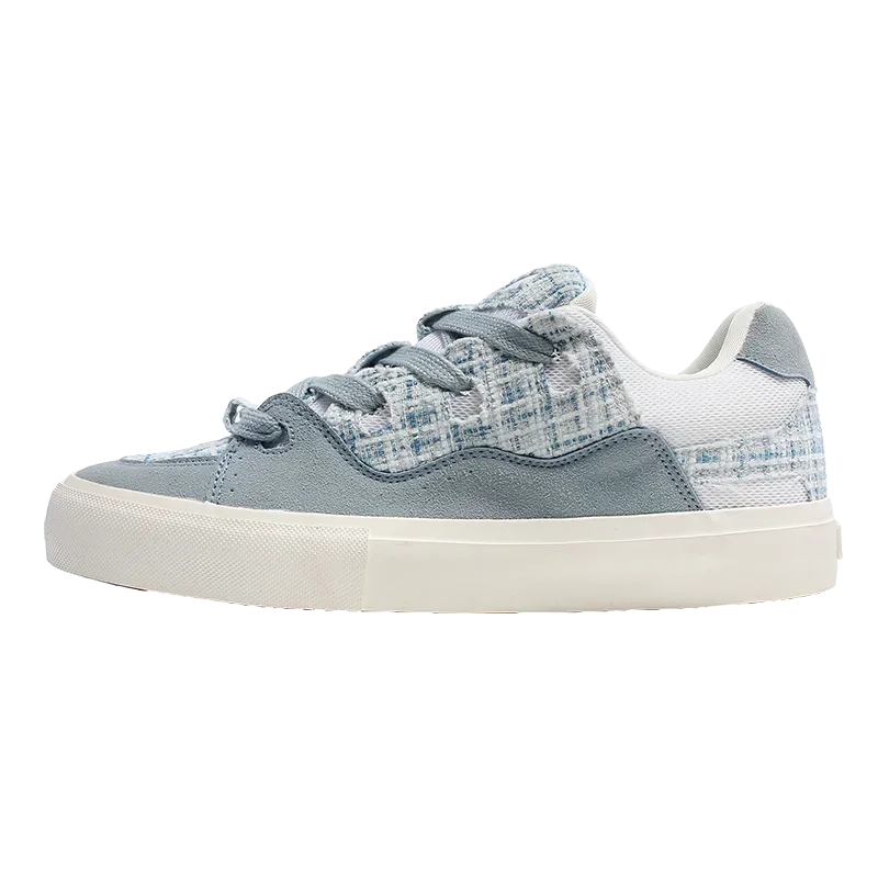 VougeVamp Women's Korean Fashion Canvas Sneakers – Trendy Platform Board Shoes for Casual Wear - VougeVampUK