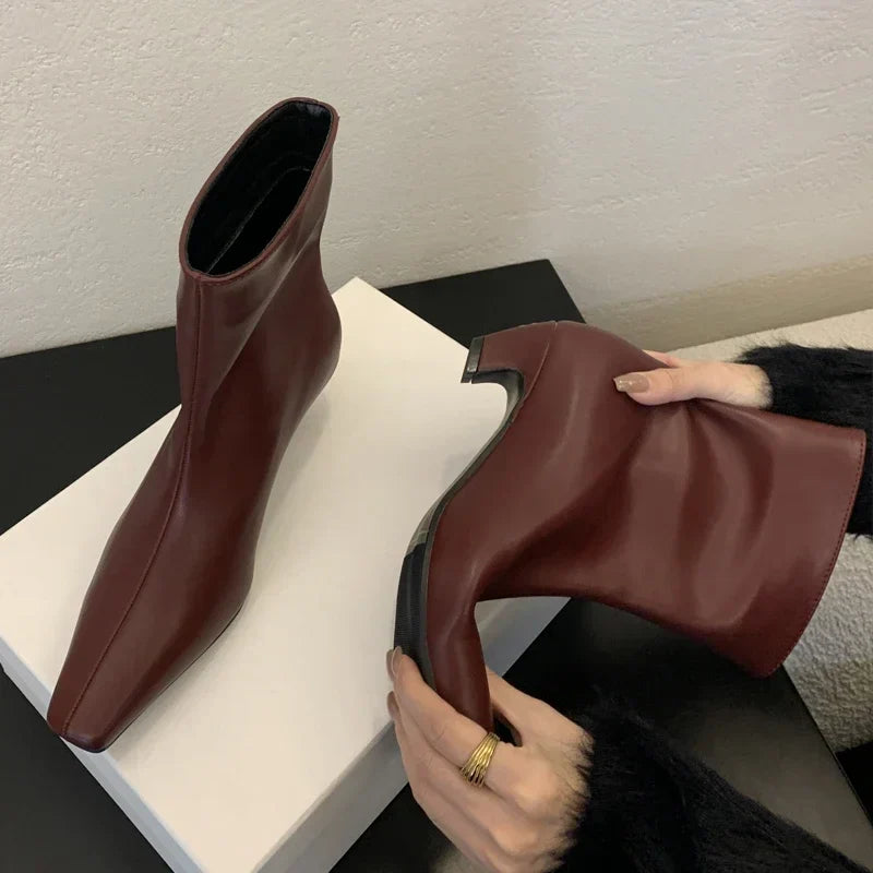 Handmade Pointed Toe Ankle Boots for Women – Slip-On Low Heel Street Style Party & Banquet Short Boots - VougeVampUK