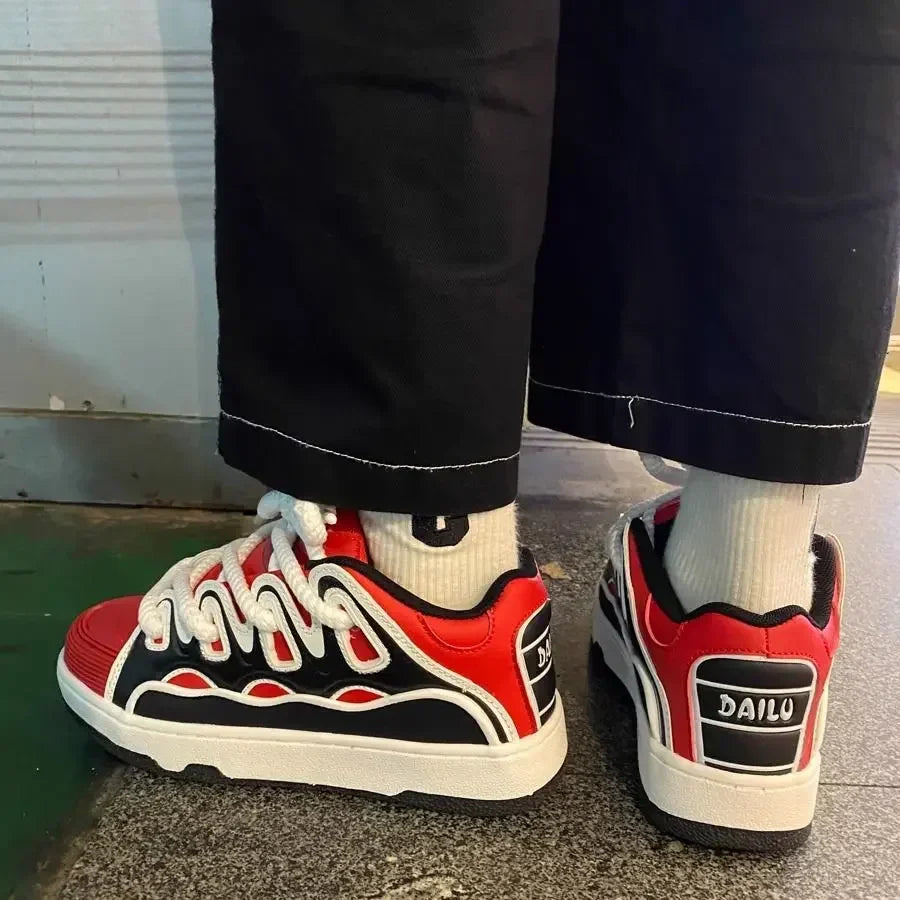 VougeVamp Chunky Retro Sneakers – Plus Size 41 42 Women's Casual Fashion Shoes with Thick Sole - VougeVampUK