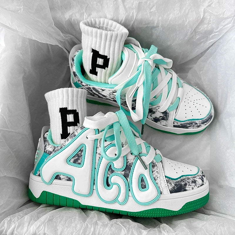 VougeVamp Unisex Skateboard Street Sneakers – High-Quality Hip-Hop Vulcanized Casual Shoes - VougeVampUK