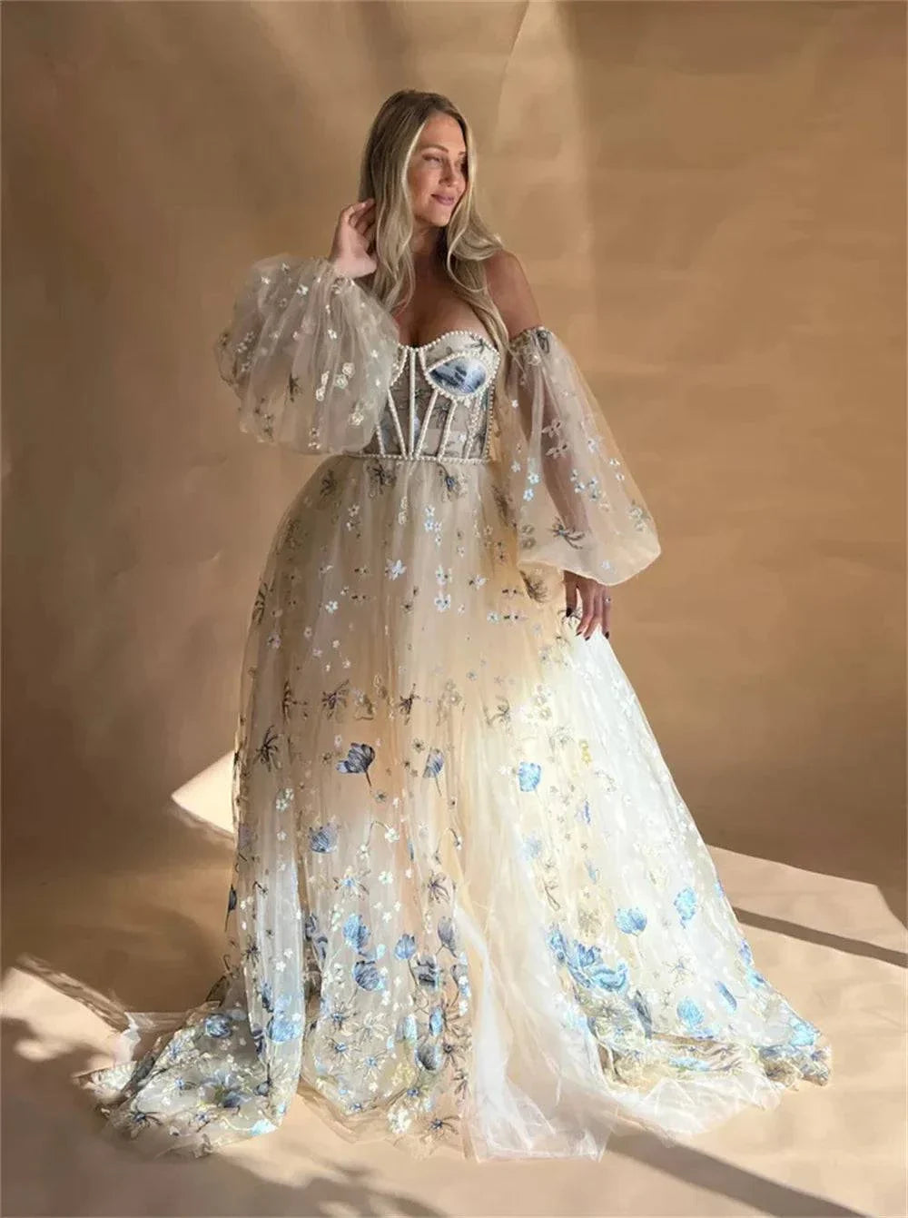 VougeVamp Princess Flower Lace A-Line Wedding Dress - Puffy Sleeve Side Split Sweetheart Bridal Gown - VougeVampUK