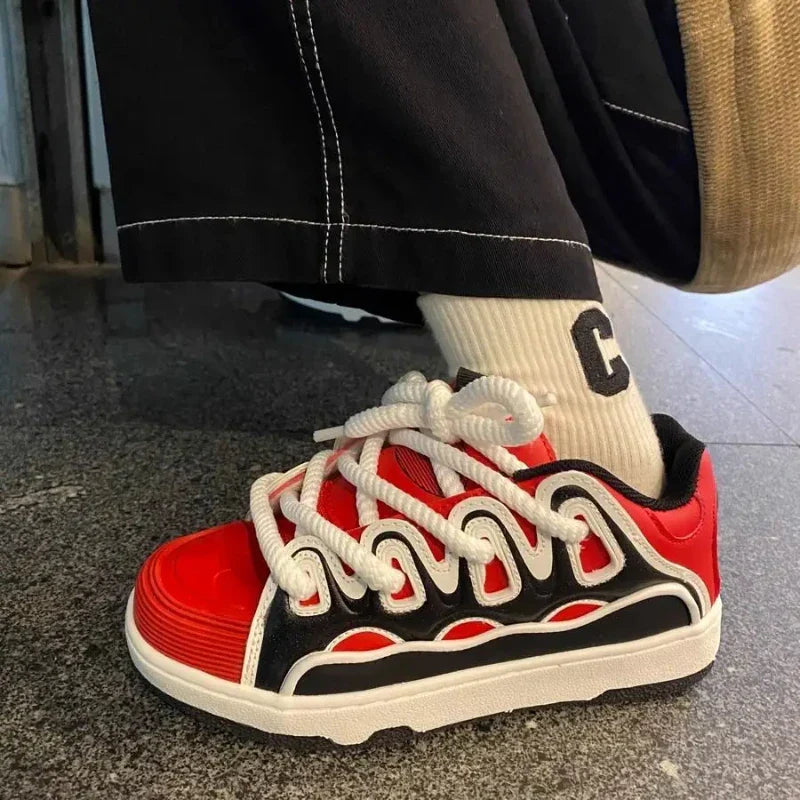 VougeVamp Chunky Retro Sneakers – Plus Size 41 42 Women's Casual Fashion Shoes with Thick Sole - VougeVampUK