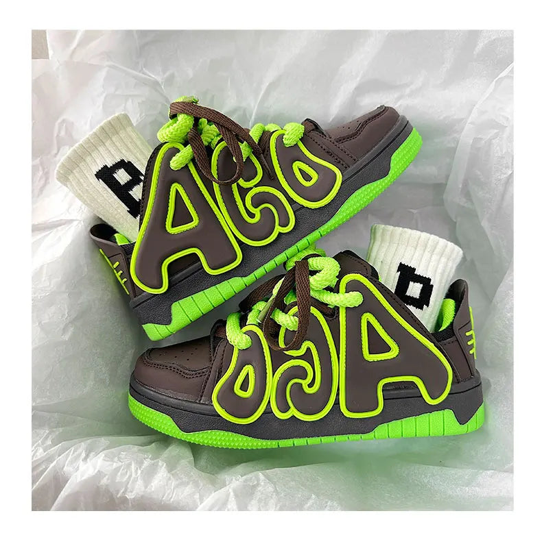 VougeVamp Unisex Skateboard Street Sneakers – High-Quality Hip-Hop Vulcanized Casual Shoes - VougeVampUK