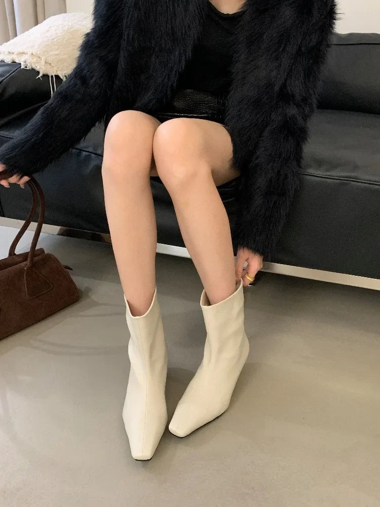 Handmade Pointed Toe Ankle Boots for Women – Slip-On Low Heel Street Style Party & Banquet Short Boots - VougeVampUK