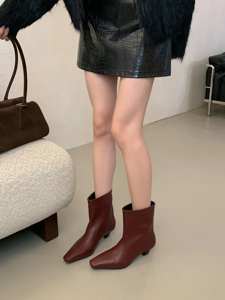 Handmade Pointed Toe Ankle Boots for Women – Slip-On Low Heel Street Style Party & Banquet Short Boots - VougeVampUK