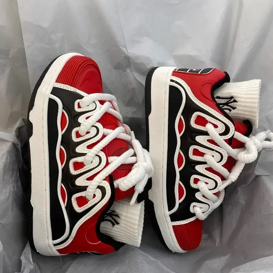 VougeVamp Chunky Retro Sneakers – Plus Size 41 42 Women's Casual Fashion Shoes with Thick Sole - VougeVampUK