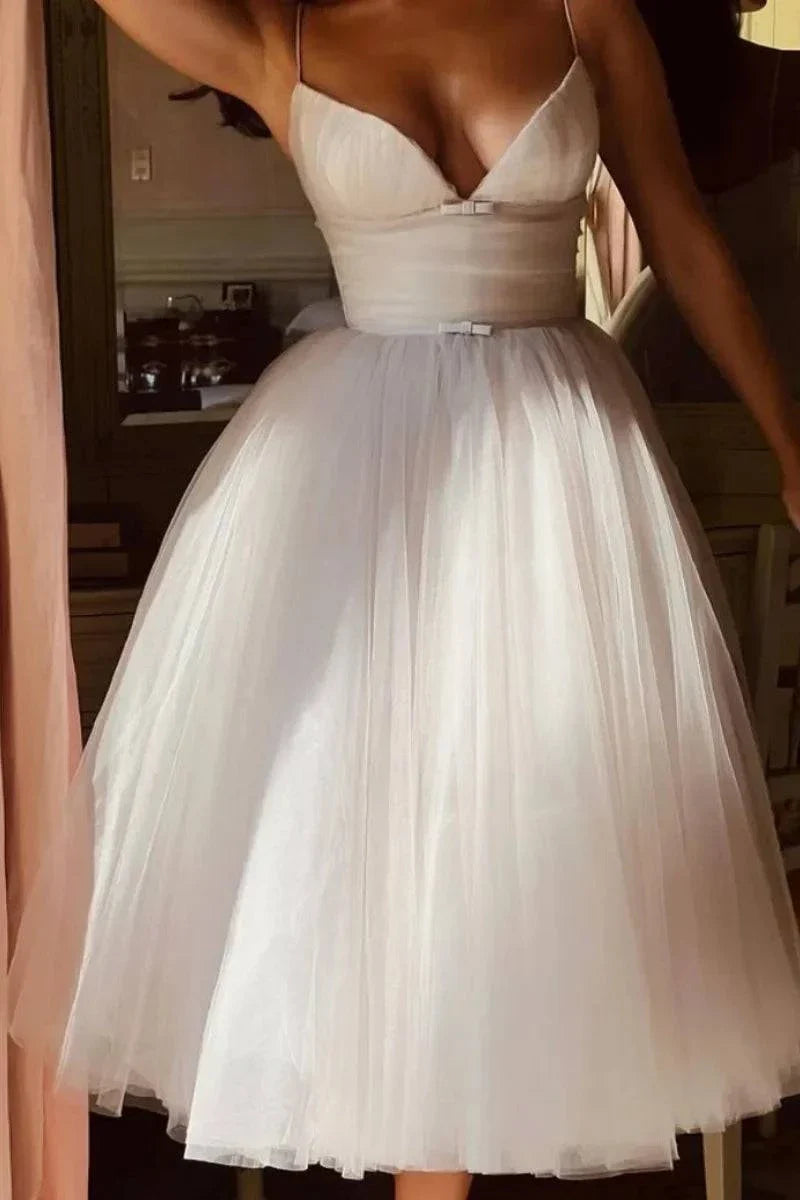 VougeVamp Sweetheart Tulle Prom Dress - White Sexy V-Neck Ankle-Length A-Line Evening Gown - VougeVampUK