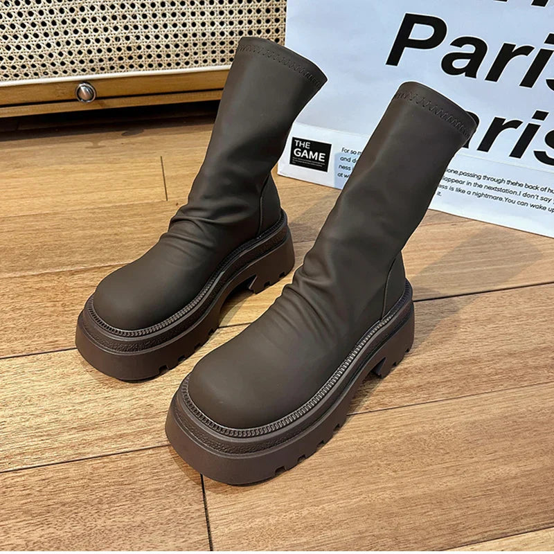 VougeVamp Platform Heel Ankle Booties – Retro Style Short Boots with Back Zipper - VougeVampUK