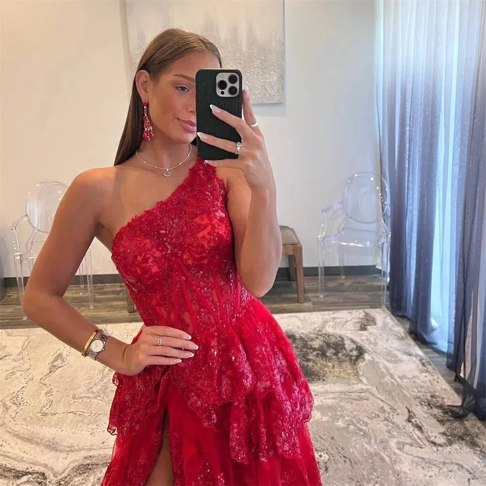 VougeVamp Wine Red Prom Dress with Lace Sequins - Sleeveless One-Shoulder A-Line Evening Gown with Side Split - VougeVampUK