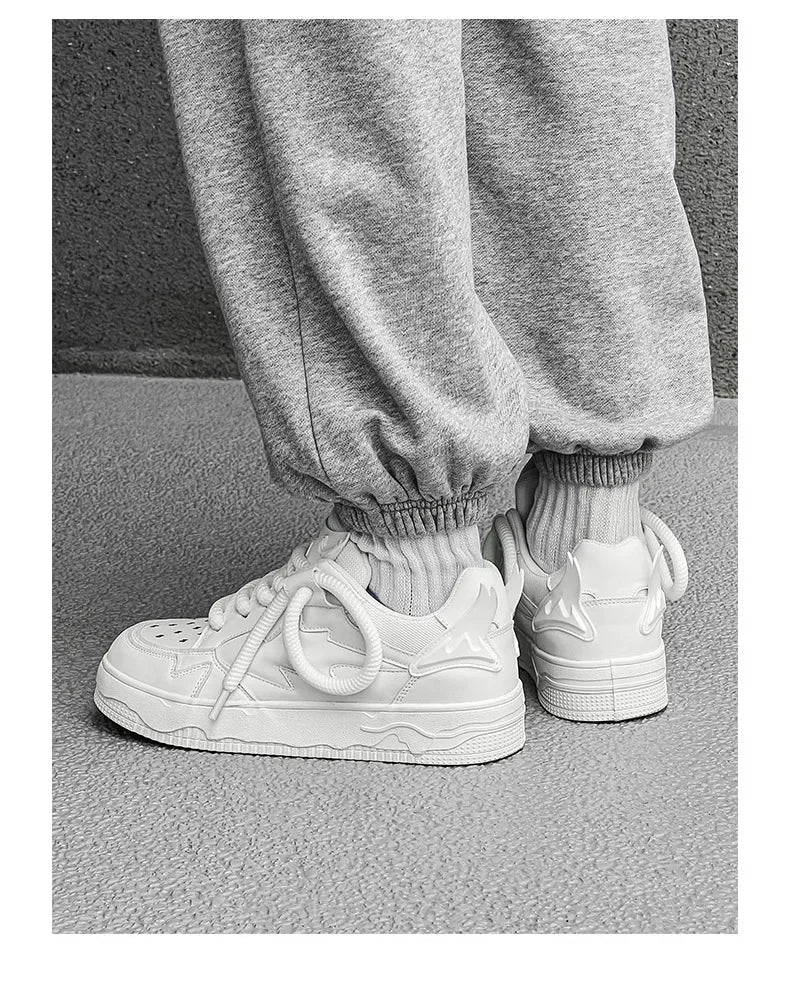 VougeVamp Unisex Skateboard Street Sneakers – Hip-Hop Style Vulcanized Casual Shoes for Walking & Sports - VougeVampUK