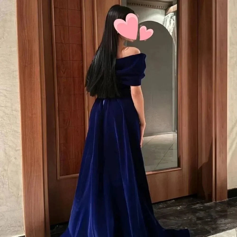 VougeVamp Customized Navy Blue Shawl Velvet Beaded Evening Dress - Off-the-Shoulder Floor-Length Prom Gown