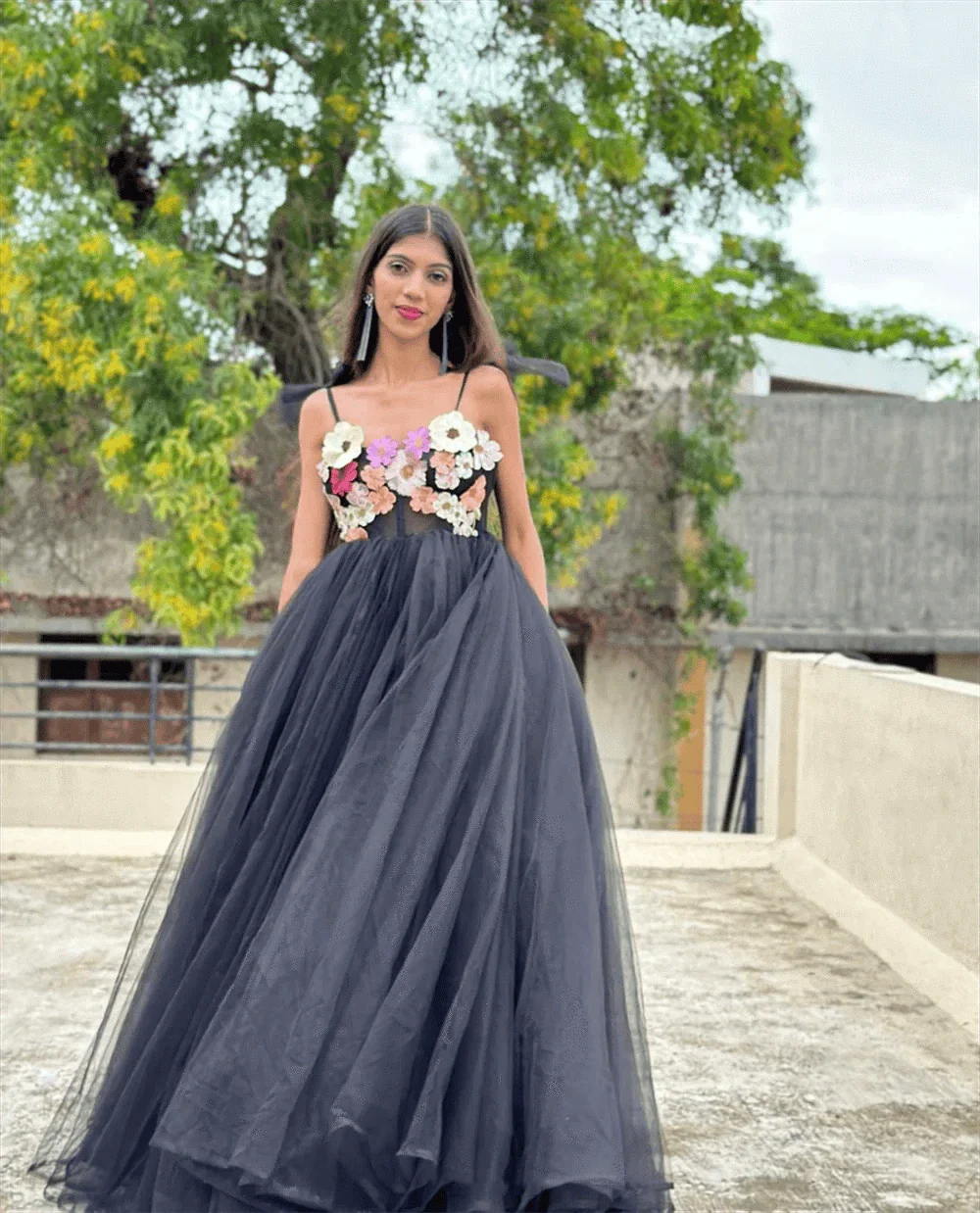 VougeVamp Sweetheart Black Prom Dress with 3D Floral Embroidery - A-Line Fairy Prom Gown