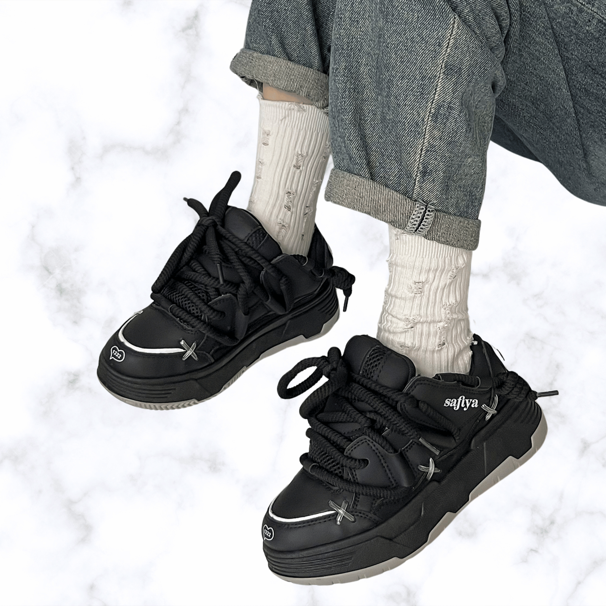 Women's Breathable Lace-Up Leather Mesh Sneakers – Comfortable Outdoor Athletic Shoes