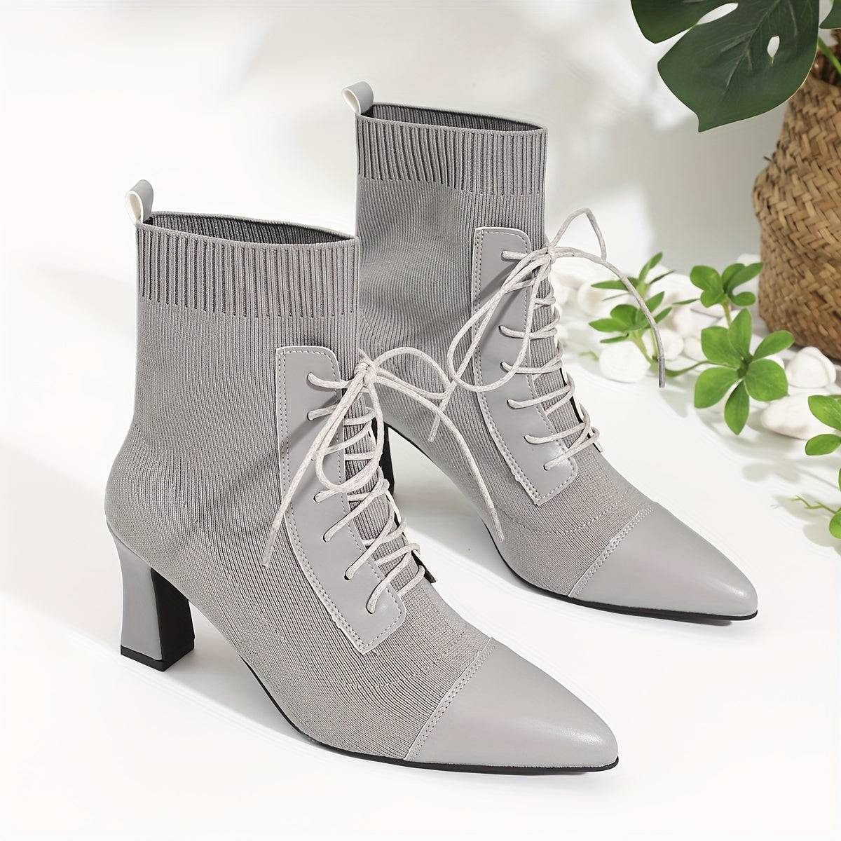 VougeVamp Fashionable Grey Ankle Boots – Pointed Toe & Chunky Heel Winter Boots - VougeVampUK