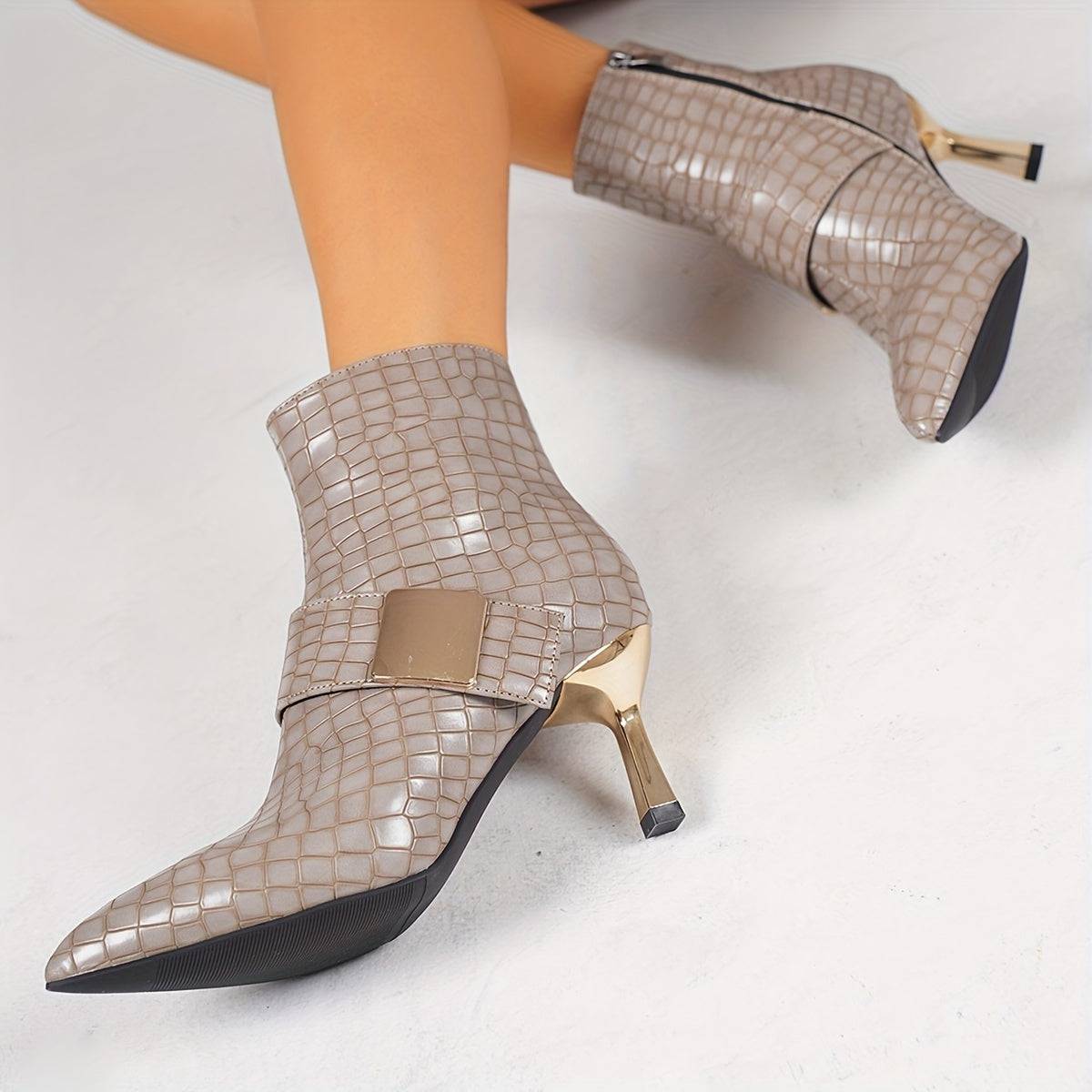 VougeVamp Elegant Strappy Block Heel Pumps – Pointed Toe Ankle Boots with Buckle Detail - VougeVampUK