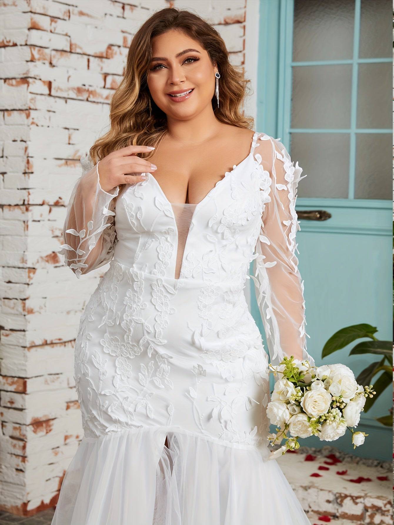 VougeVamp Plus Size Enchanting Mermaid Wedding Gown – Floral Mesh Detailing & Elegant Illusion Sleeves - VougeVampUK